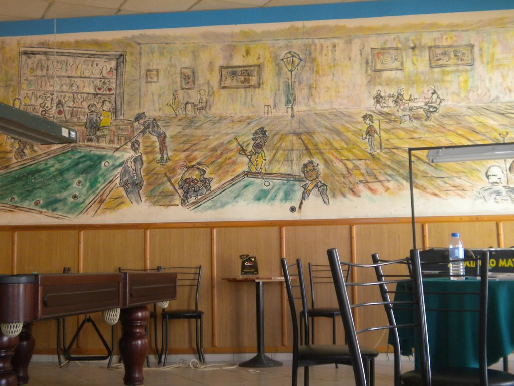 White Sun Hostel Lagos Bagian luar foto